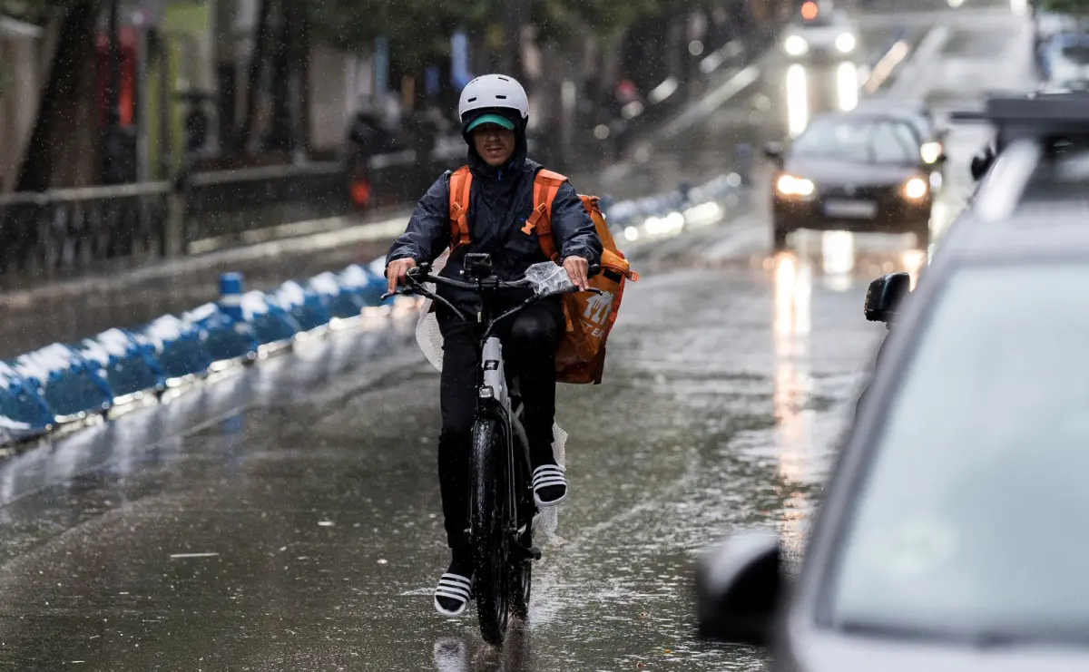▲隨著大豪雨與風暴即將影響西班牙部分地區，首都馬德里（Madrid）正加強防災準備。（圖／美聯社／達志影像）