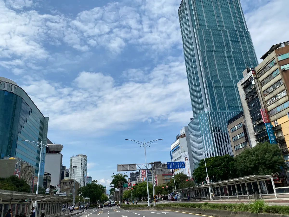 ▲2023上半年，外國人在台灣買房較去年同期大減近6成，創7年新低紀錄，專家分析政府打房與新稅制，都影響外國人在台的投資意願。（示意圖／記者徐銘穗攝）