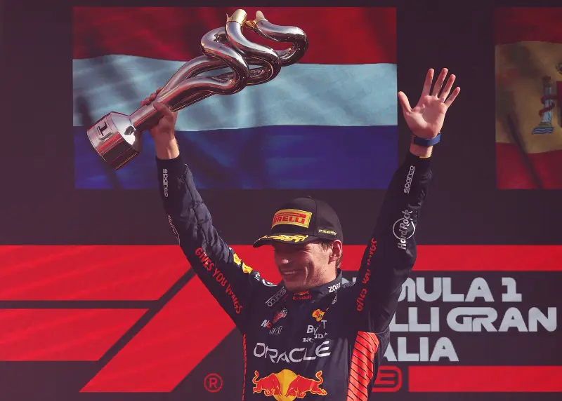▲Max Verstappen拿下F1義大利大獎賽冠軍，創下單季十連勝紀錄，成為史上第一人達到此成就。(Red Bull提供)