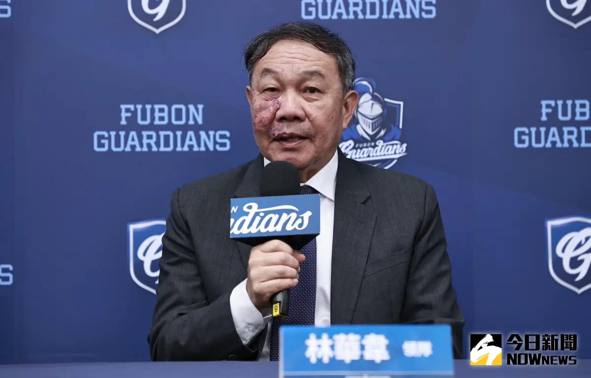 ▲富邦悍將開季戰績不盡理想，領隊林華韋表示目前還未有異動教練團的想法。（圖／記者葉政勳攝）