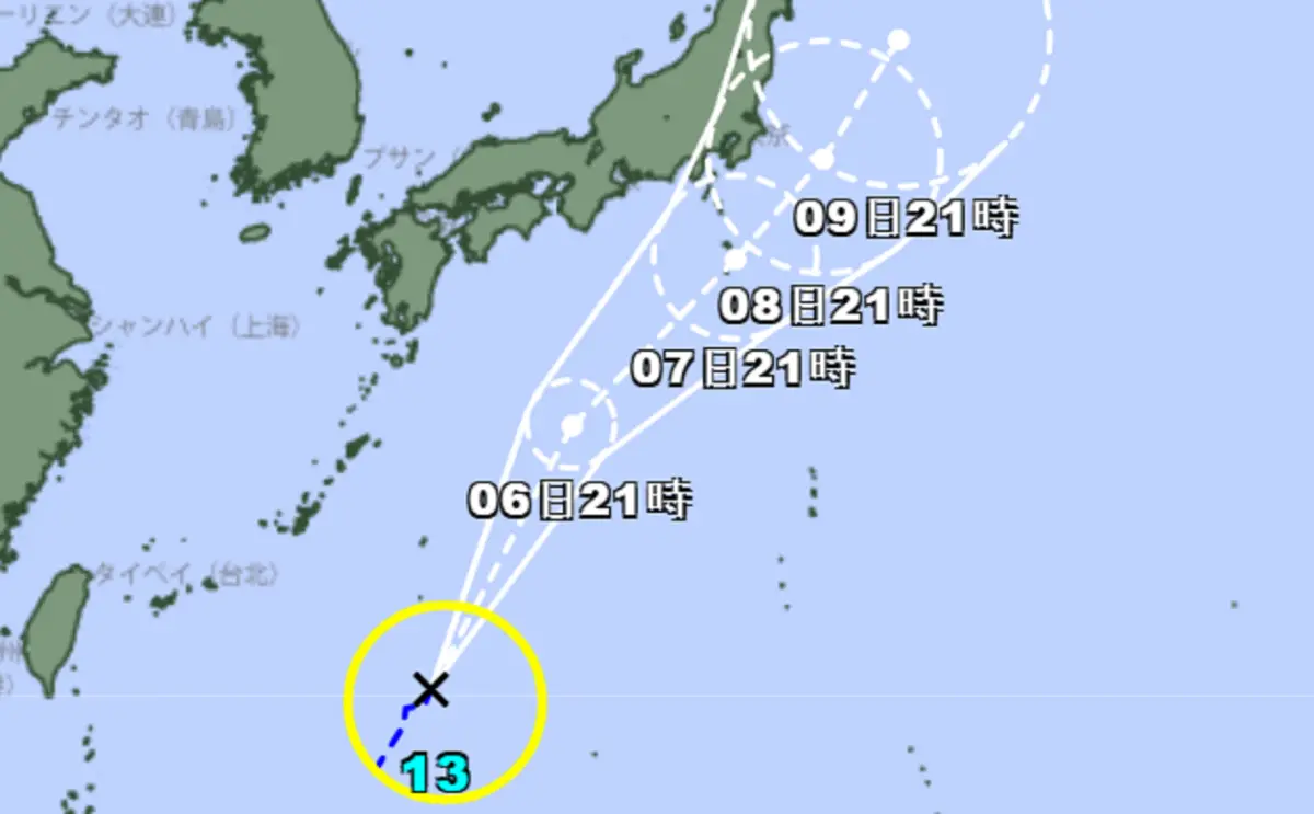 ▲鴛鴦颱風（國際命名：Yun-yeung）今（5）日晚間8時在台灣東方遠海生成，將朝北北東轉東北前進，對台灣並無影響。（圖／翻攝中央氣象局官網）
