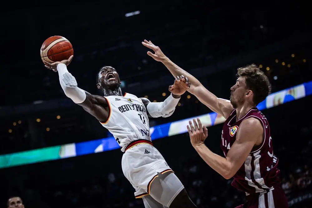 ▲德國主控Dennis Schroder率領球隊在世界盃男籃四強賽擊敗美國夢幻隊。（圖／取自FIBA）