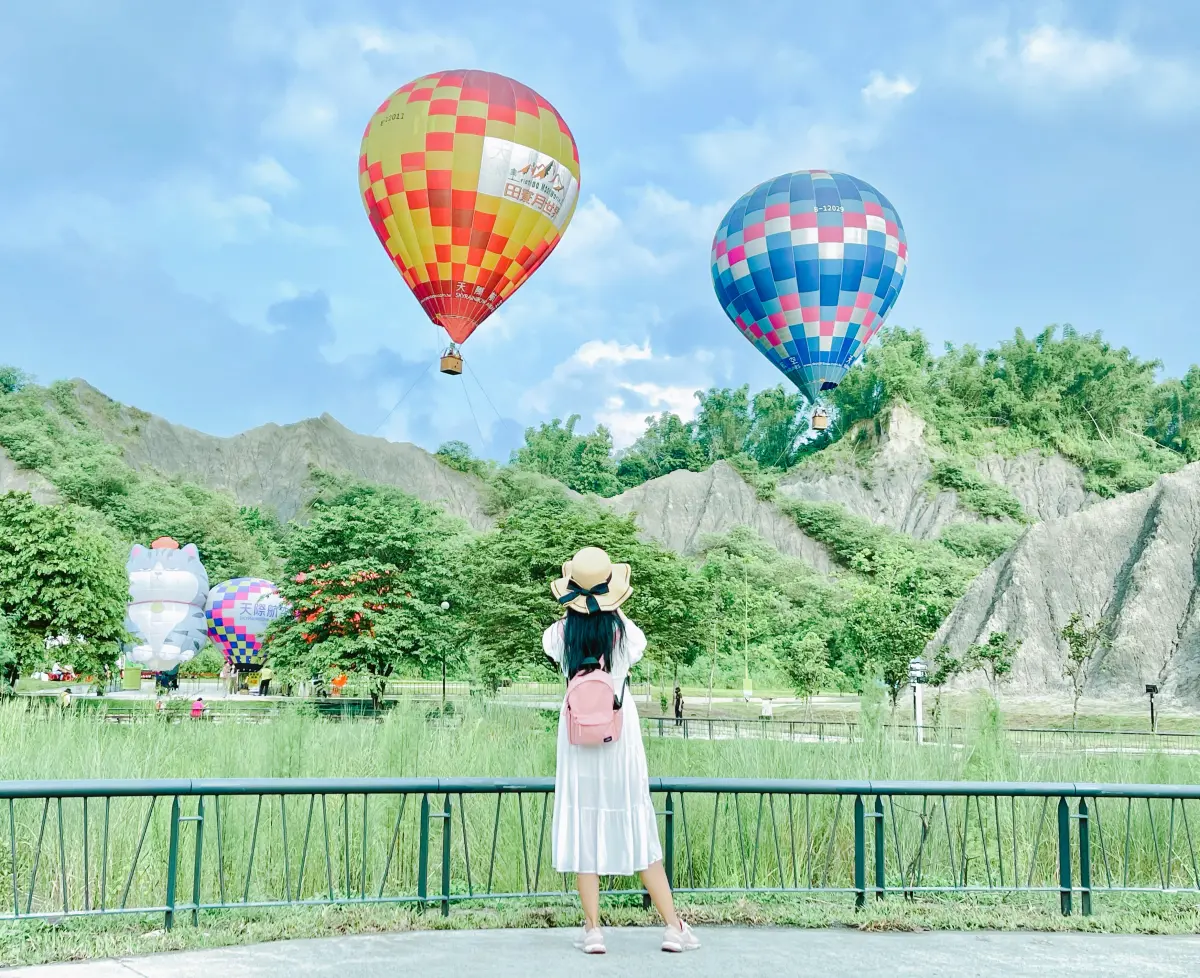 ▲搭乘熱氣球俯瞰田寮月世界山城之美。（圖／高雄市觀光局提供）