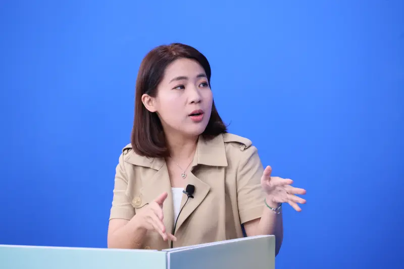 ▲台北市議員、國民黨立委候選人徐巧芯檢舉賴清德在竹東後援會現場發送免費便當涉賄選。(圖/記者鄭孟晃攝)