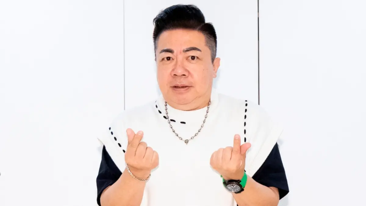 ▲董至成離婚3年後桃花超旺，身邊5個對象正在觀察中，提到詐騙猖獗，他笑說有次差點被「冒牌胡瓜」騙走80萬元。（圖／紅心字會提供）