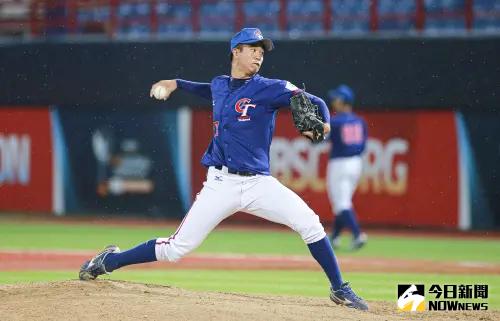 ▲中華隊明戰將推派日職軟體銀行鷹隊育成選手「火球男」張峻瑋先發交手日本。（圖／記者葉政勳攝 , 2023.09.07）