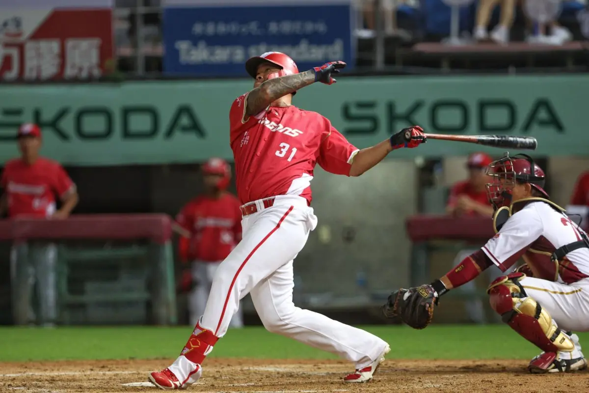 ▲林智勝滿貫砲！生涯303轟出爐，生涯13發滿貫砲，是中職第一。（龍隊提供）