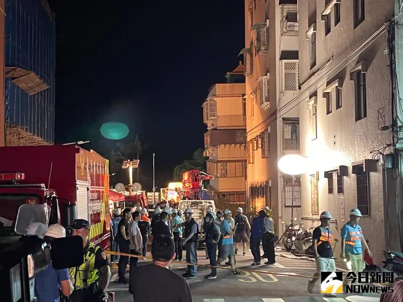 ▲台北大直民宅嚴重傾斜下陷。(圖/NOWnews社群中心)