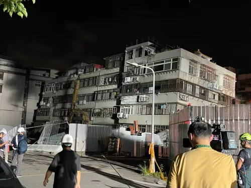 大直公寓傾斜坍塌！「建商基泰建設」遭起底　住戶早貼1公告警示
