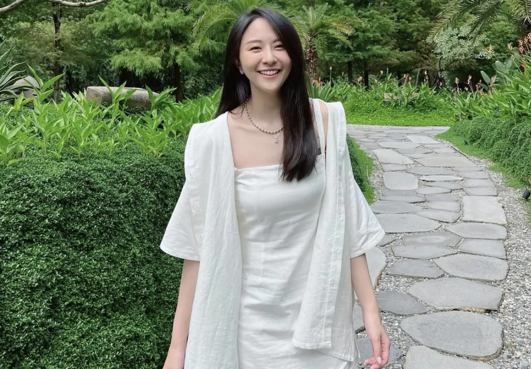 ▲禾浩辰求婚吳品潔（如圖）成功，吳品潔曾透露禾浩辰是自己的理想型，因為他「包包裡總有食物吃」，因此收服了自己的心。（圖／IG＠pinpin_woo）