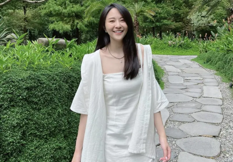 ▲禾浩辰求婚吳品潔（如圖）成功，吳品潔曾透露禾浩辰是自己的理想型，因為他「包包裡總有食物吃」，因此收服了自己的心。（圖／IG＠pinpin_woo）