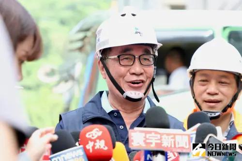 新北市長民調李四川最強!黃暐瀚曝「這人」困境:像過去的川伯