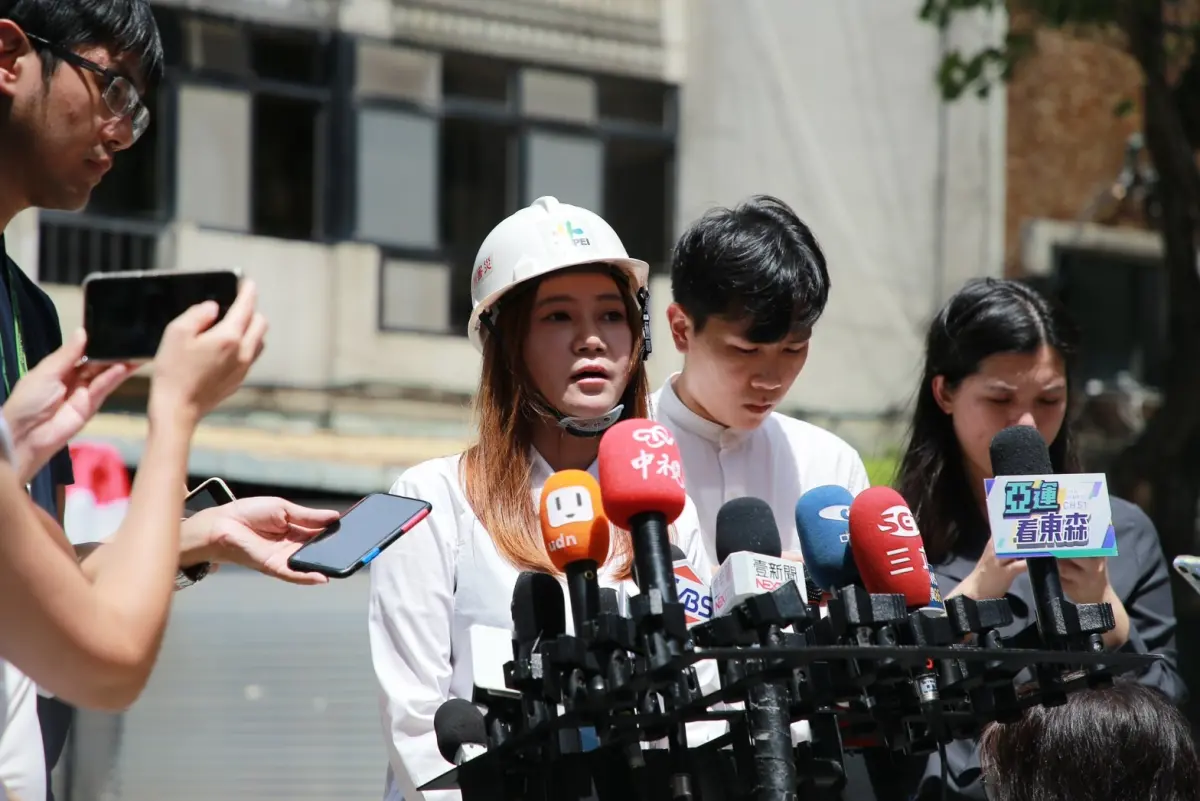 ▲台北市議員陳怡君呼籲北院保障財產不要駁回假扣押。（圖／記者葉政勳攝，2023.09.10）