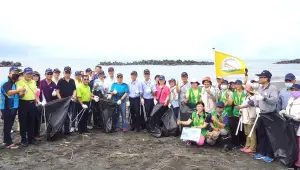 ▲台灣中油公司石化事業部舉辦林園地區淨灘活動，成果豐碩。(圖／記者黃守作攝，2023.09.10)