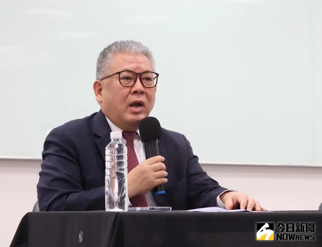 ▲臺北台新戰神領隊尚瑞強批評攻城獅說法與事實不符，稱對方才是惡性挖角。（圖／記者陳明中攝）