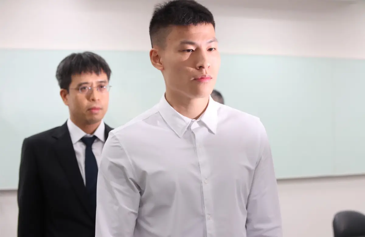 ▲台新領隊尚瑞強表示，除非有特別的規範或法律問題，否則林秉聖應該會在跨聯盟賽代表球隊上場。（圖／記者陳明中攝）