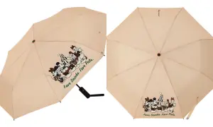 ▲DISNEY FRIENDS雨傘，售價1050元。（圖／台灣星巴克提供）