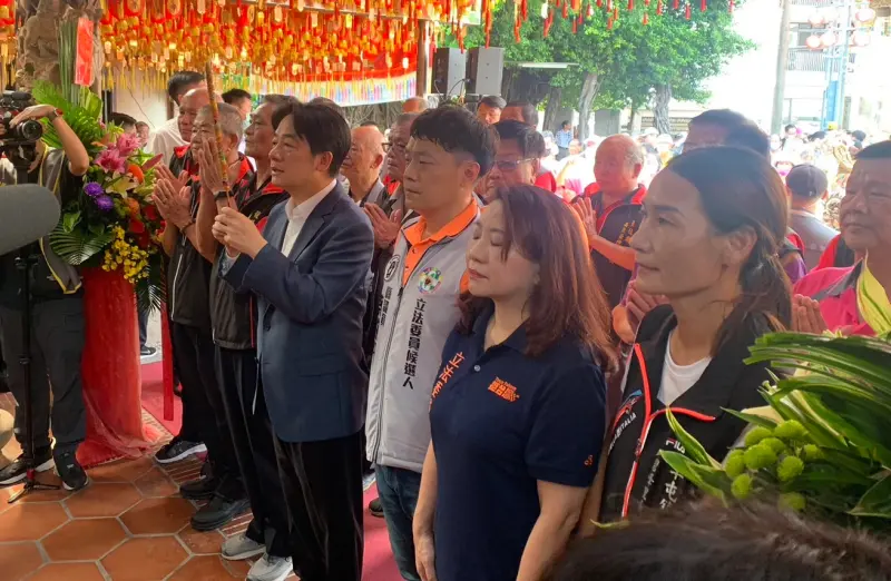 ▲賴清德上午連跑草屯3家宮廟參香祈福。(圖/記者顏幸如攝,2023.09.11)