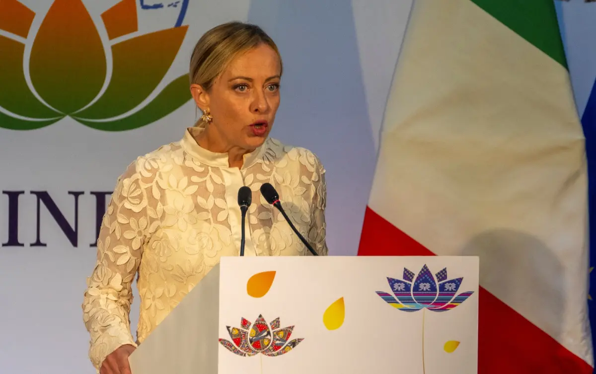 ▲義大利在中歐峰會前確定退出「一帶一路」倡議，讓北京遭遇外交挫折。圖為義大利總理梅洛尼（Giorgia Meloni）資料照。（圖／美聯社／達志影像）