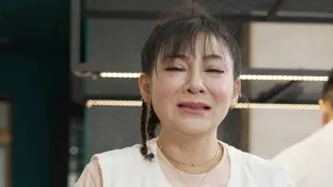 王彩樺出道30年首度淚崩！被節目操到痛哭　「手腳都不是我的了」
