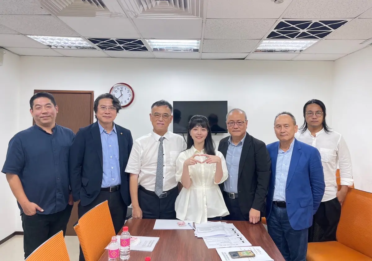 ▲高嘉瑜日前稱基泰大直「設計監造同一人」是球員兼裁判引發建築師界反彈，今日為此致歉。（圖／翻攝自高嘉瑜臉書）