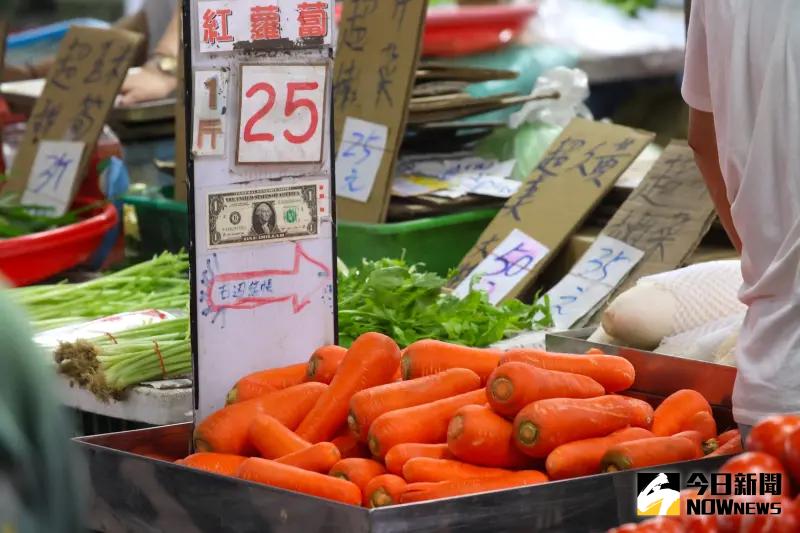 ▲近日一名新竹網友分享，他發現在地超市「億客來」，不只經常販售冷門寶藏商品，且新鮮蔬果選項超多、菜價還超級便宜，整體CP值爆表。（示意圖／記者陳明中攝影）