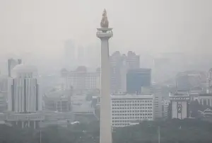 印尼空氣污染太嚴重　雅加達公務員「居家辦公計劃」擬延長
