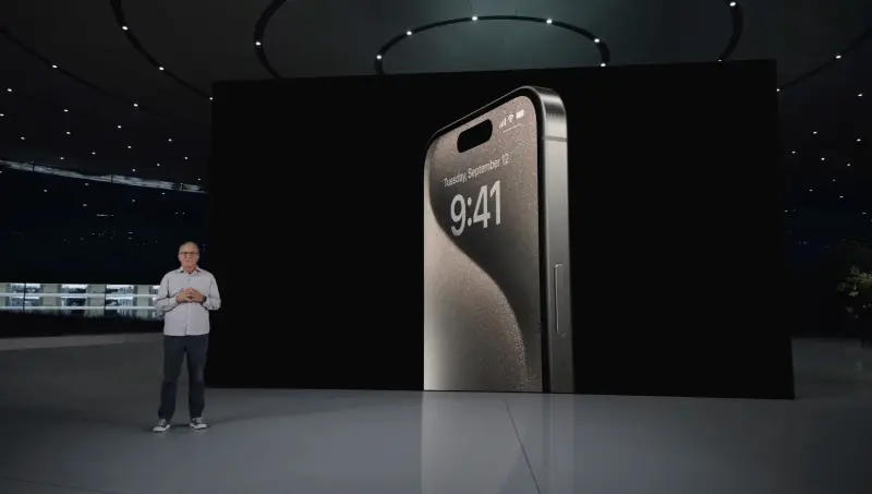 ▲iPhone 15 Pro系列採用鈦合金邊框設計，相當有質感，成為這次發表新機的一大亮點。（圖/YT@apple）