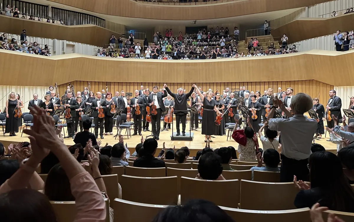 ▲首度來臺的烏克蘭國家交響樂團昨（12）日晚間於衛武營國家藝術文化中心音樂廳演出。（圖／高雄市政府提供）