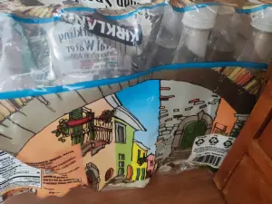 好市多又出包!氣泡水有漂浮塑膠異物 官方急公告:立即停止食用