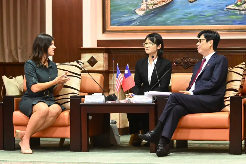 ▲佛羅里達州議會訪團團長布莎達卡布瑞拉眾議員率團拜會高雄市長陳其邁。(圖/高雄市政府提供)