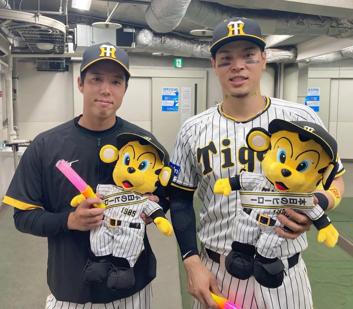 ▲阪神虎隊即將睽違18年再度封王，青柳晃洋、佐藤輝明榮獲MVP。（阪神虎推特）