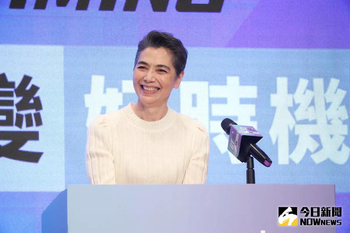 ▲賴佩霞笑說郭董民調很低，朋友都質疑她為什麼要出來淌渾水，她公開個人的參選原因與一例一休有關。（圖／記者陳明中攝 , 2023.09.14）