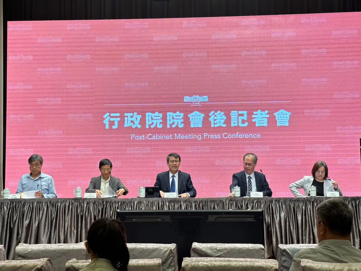 ▲行政院會今日通過基本工資調升案，預計將有239萬名勞工受惠。（圖／記者陳威叡攝，2023.09.14）