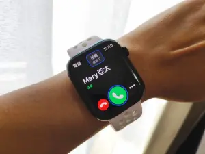 新Apple Watch隔空「捏兩下」接電話！舊款現也可免碰螢幕操控

