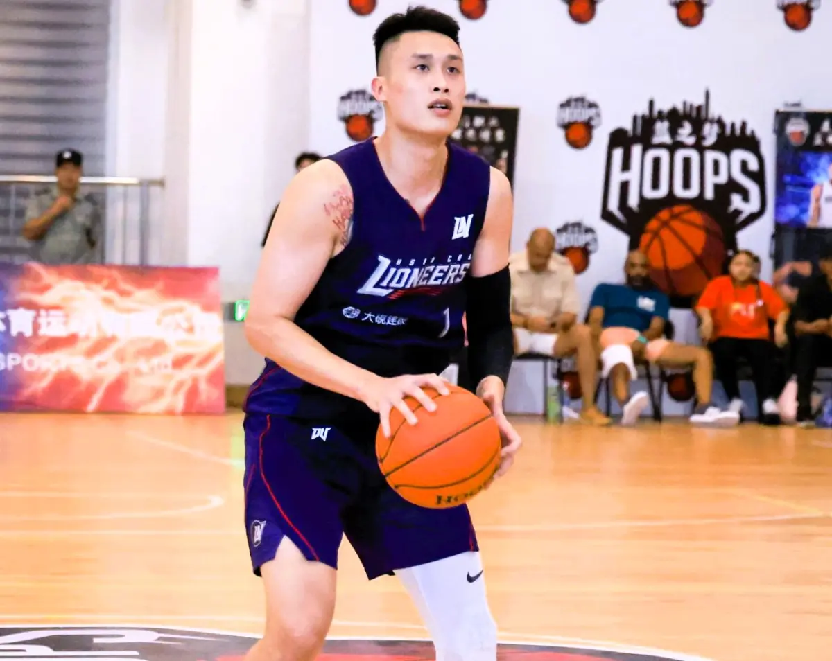 ▲施顏宗在隨PLG聯盟新攻城獅參加廈門邀請賽後正式簽約。球團提供