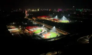 ▲斥資80億的紹興棒（壘）體育文化中心棒球場。（杭州亞運官網）