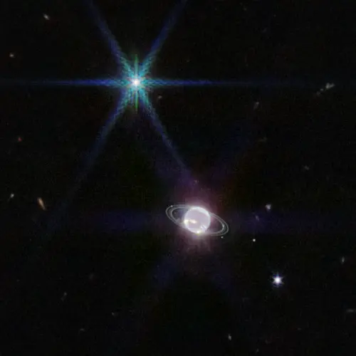 海王星明日也將到達「衝」的位置,需經由望遠鏡才能夠觀察。(圖/台北市立天文館提供) ▲海王星明日也將到達「衝」的位置,需經由望遠鏡才能夠觀察。(圖/台北市立天文館提供)