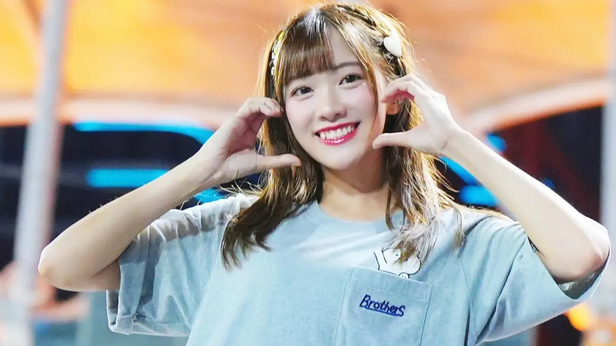 ▲冼迪琦發布全黑圖，16萬IG帳號暫停更新。（圖／翻攝自Sin Tik Kei IG）