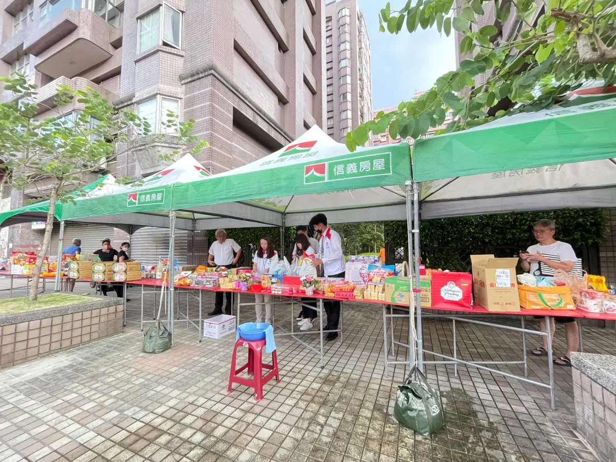 ▲疫後普渡潮，信義房屋同仁全力相挺助3000社區順利祭祀。（圖／資料照片）