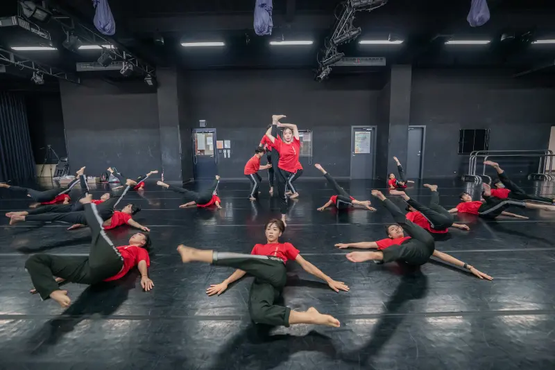 ▲樹德家商學生排練。（圖／高雄市行政暨國際處提供）