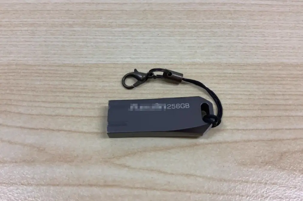 ▲假容量隨身碟。（圖／X@data_sos）