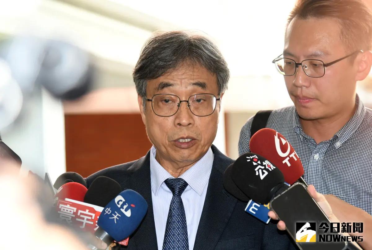 ▲農業部代理部長陳駿季指出，進口蛋執行細節有不周的地方，他代表農業部致歉。（圖/記者林調遜攝）