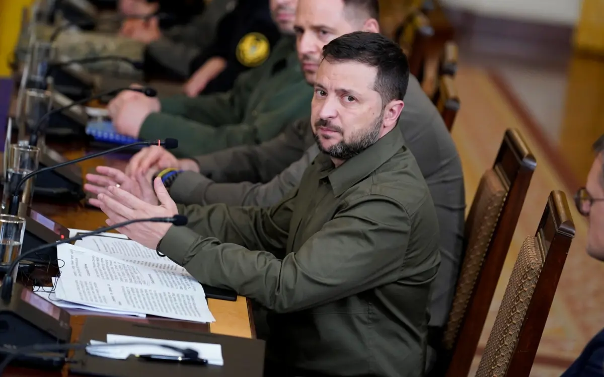 ▲烏克蘭總統澤倫斯基雖然贏得美國總統拜登支持，但他也警告，如果共和黨籍國會議員削減美國軍援，俄羅斯恐怕最終還是會戰勝烏克蘭。（圖／美聯社／達志影像）