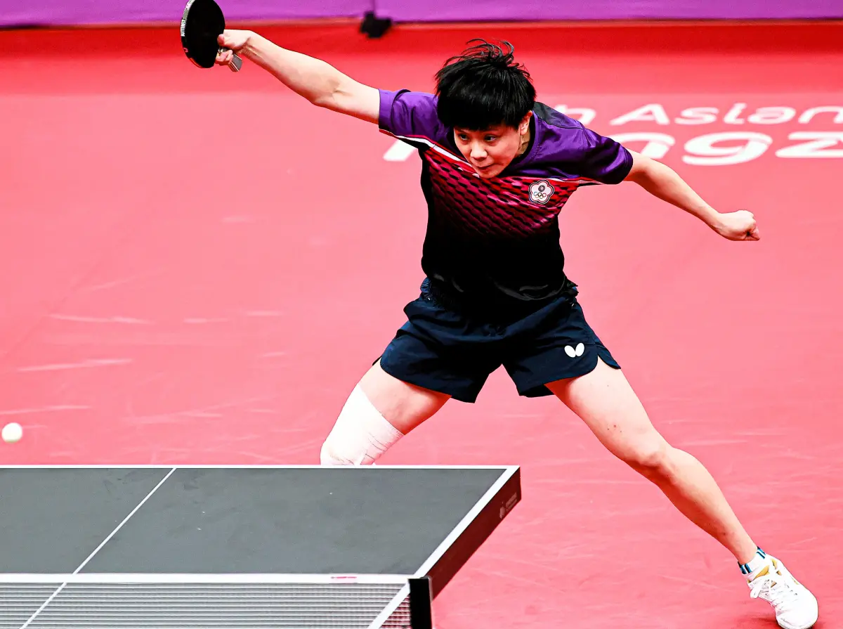 ▲桌球女將鄭怡靜強忍膝傷和腰傷，打了止痛針上場，仍拿下兩點勝利，可惜中華隊女團仍不敵北韓。（圖／特派記者葉政勳攝）