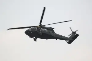 ▲新竹湖口營區開放，UH-60M黑鷹直升機性能展示。(圖／陸軍司令部提供)