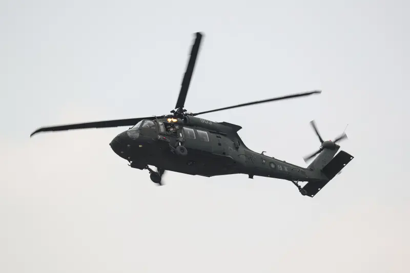 ▲新竹湖口營區開放,UH-60M黑鷹直升機性能展示。(圖/陸軍司令部提供)