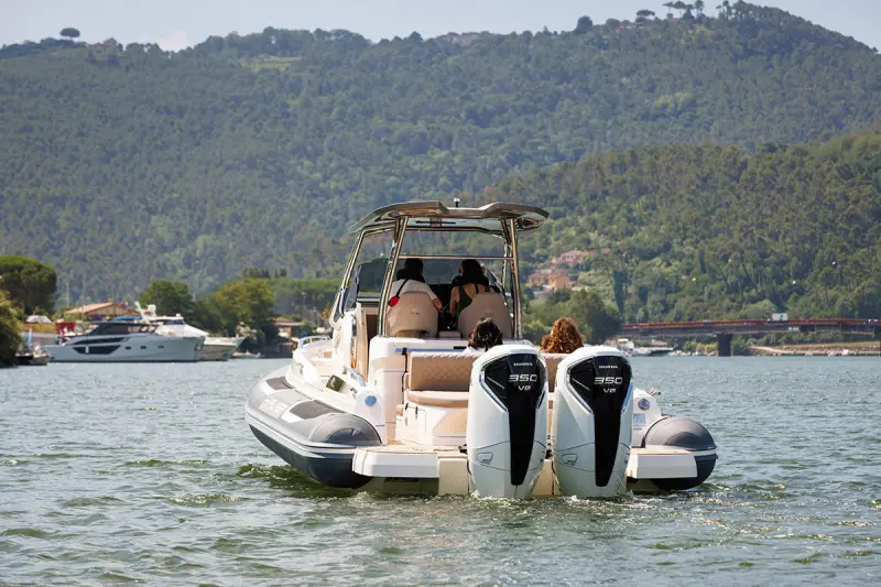 ▲ 車迷別羨慕，Honda有V8引擎了，但是船外機「BF350」 