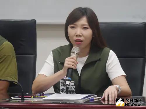 張維倩指國民黨面對侯友宜請假投入選舉,竟搬出沒有請假規定的副總統賴清德類比,就是「竹蒿兜菜刀」。(圖 /記者吳嘉億攝,2023.09.25) ▲張維倩指國民黨面對侯友宜請假投入選舉,竟搬出沒有請假規定的副總統賴清德類比,就是「竹蒿兜菜刀」。(圖 /記者吳嘉億攝,2023.09.25)