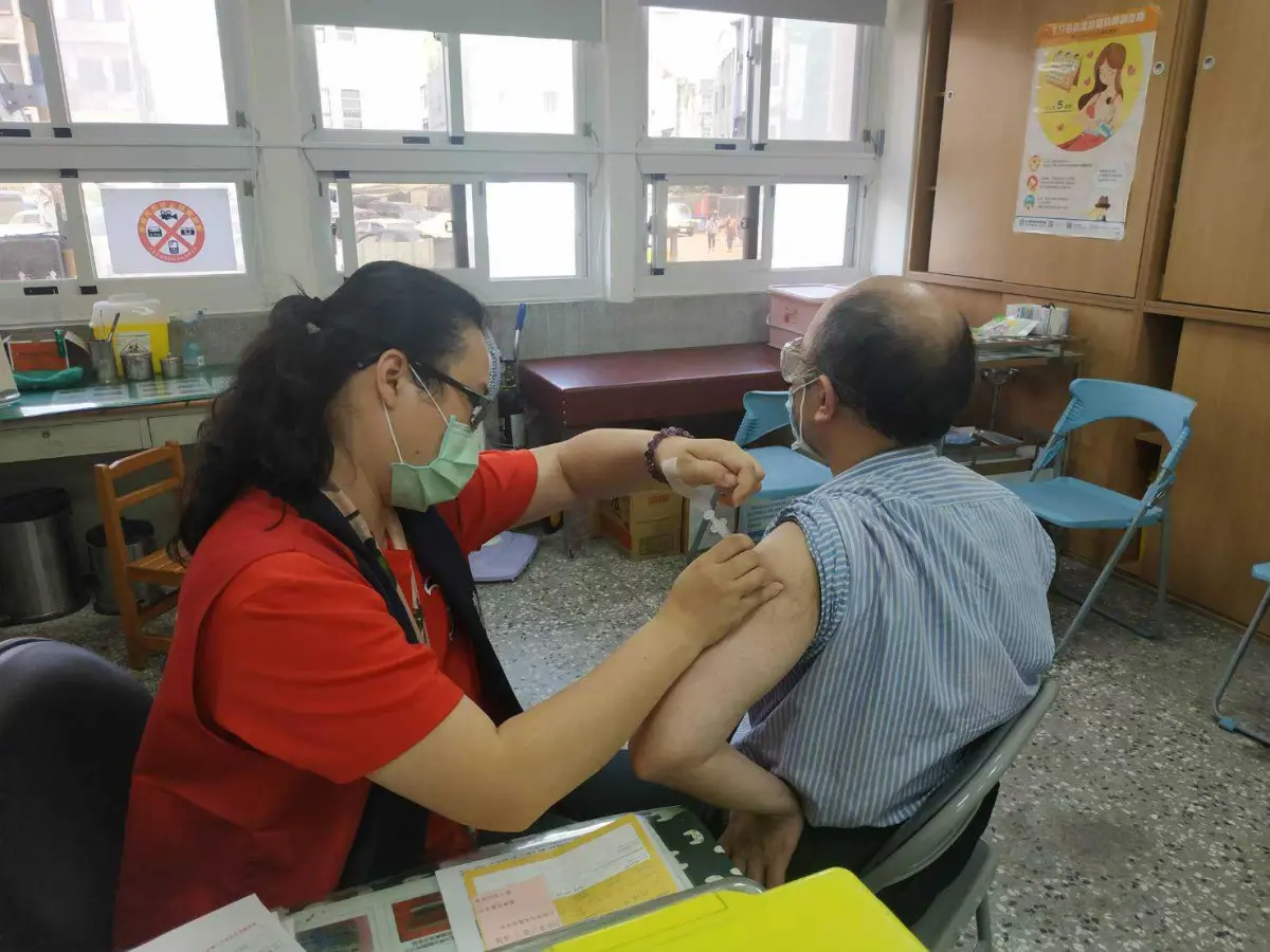▲今（27）日公費肺炎鏈球菌開放第二階段施打。（圖／桃園市衛生局提供）